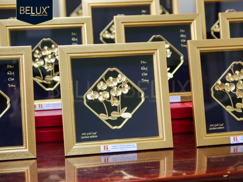 Lô 100 tranh hoa lan dát vàng 24k 23x23cm Công Ty Hải Trần thiết kế theo yêu cầu